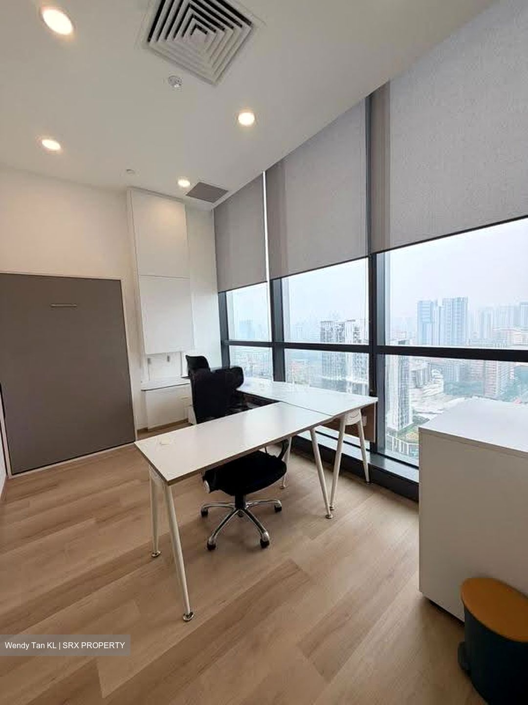Centrium Square (D8), Office #634522541